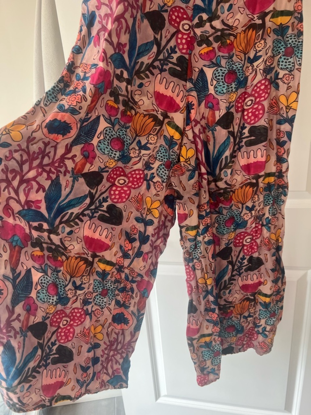 Natural Life floral v neck flowy pants romper, XS - Picture 8 of 8